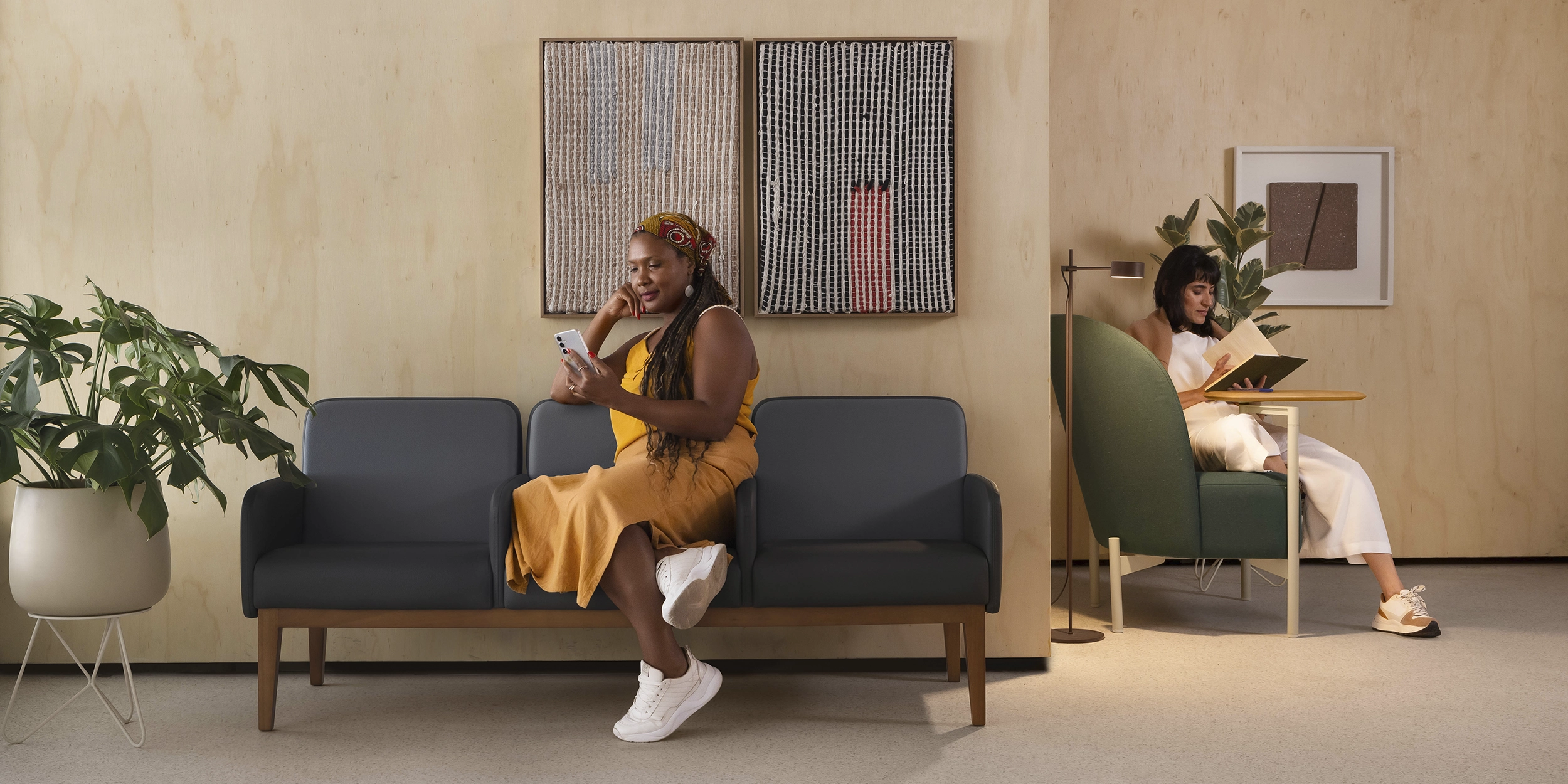 longarinas hospitalares de 2 e 3 lugares organizam recepções hospitalares